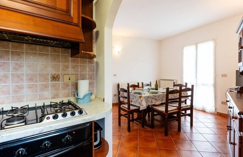 Diano Castello Apartment | Nice apartment for 6 guests with WIFI, pool, TV, terrace and pets allowed