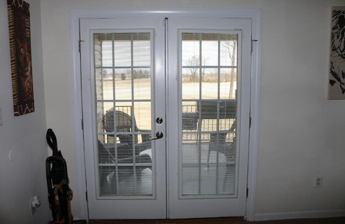 Greenville Apartment | Nice Apartment on a Golf Course!