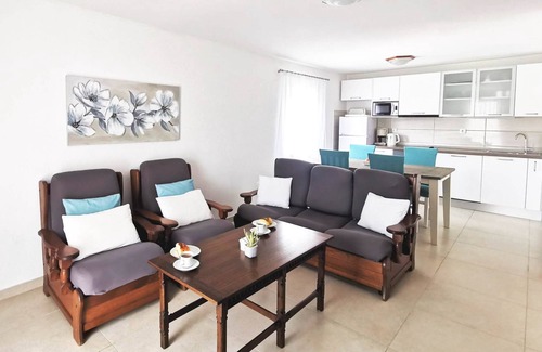 Sevid Apartment | Nice apartment with sea views and a large terrace