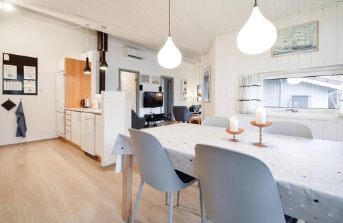 Hvidbjerg Strand House | Nice home in Børkop with kitchen