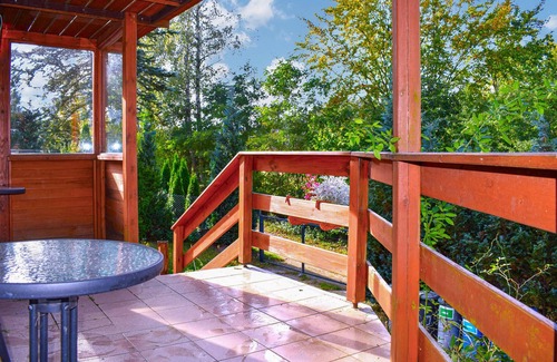 Brodnica Gorna House | Nice home in Brodnica Górna with sauna