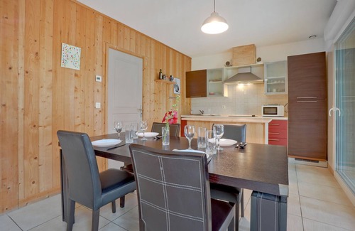 Creances House | Nice home in Créances with WiFi