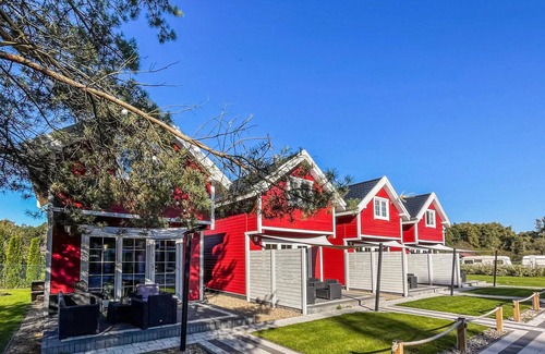 Debki House | Nice home in Debki with WiFi