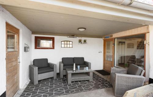 Farso House | Nice Home In Farsø With Wifi