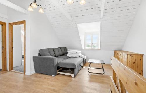Grenaa House | Nice Home In Grenaa With Wifi