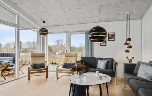 Kelstrup House | Nice Home In Haderslev With Kitchen