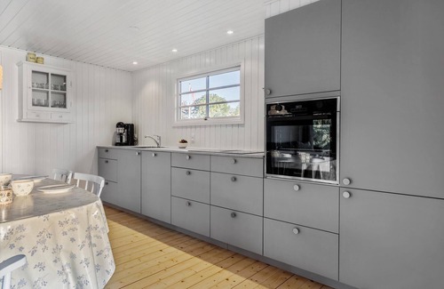 Oster Hurup House | Nice home in Hadsund with WiFi
