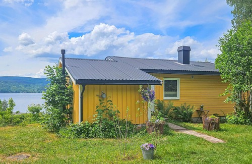 Spikkestad House | Nice home in Klokkarstua with WiFi