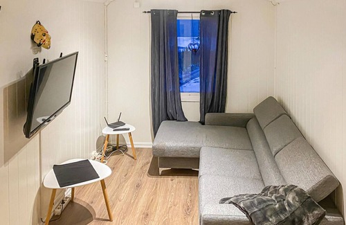 Dyroy Municipality House | Nice Home in Kråkrøhamn With 1 Bedrooms