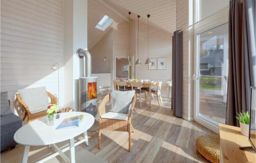 Krems II House | Nice Home In Krems Iiwarderbrück