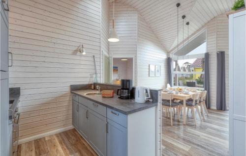 Krems II House | Nice Home In Krems Iiwarderbrück