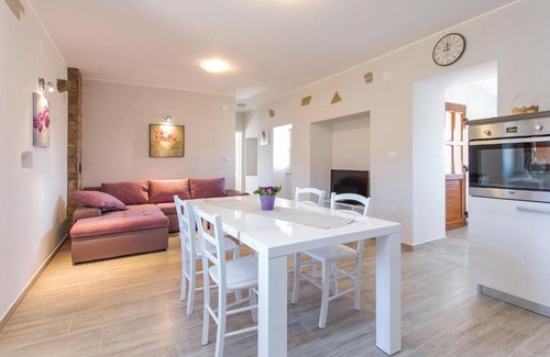 Krsan House | Nice Home In Krsan With Outdoor Swimming Pool