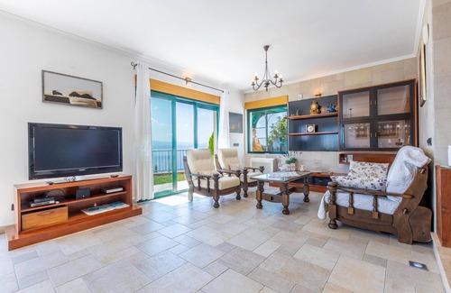 Mimice House | Nice home in Mimice with house sea view
