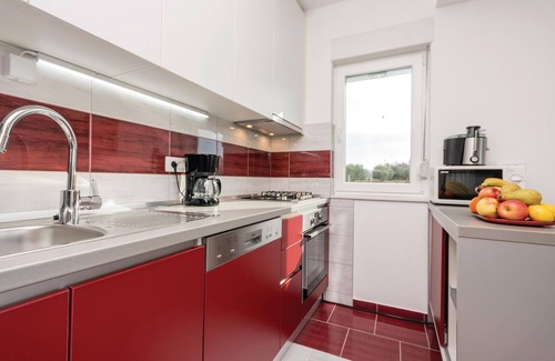 Murvica House | Nice home in Murvica with WiFi