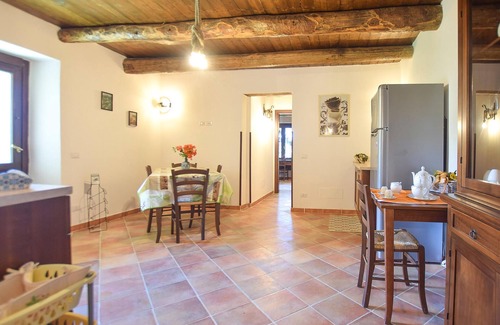 Ogliastro Cilento House | Nice home in Prignano Cilento with WiFi