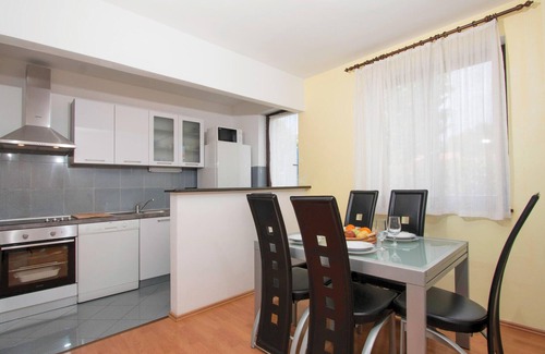 Valdebek House | Nice home in Pula with WiFi