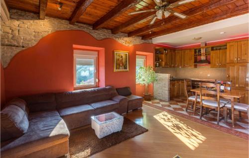 Sutomiscica House | Nice Home In Ugljan With Wifi