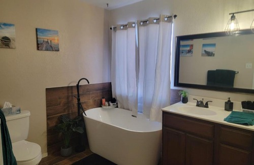 Santa Teresa House | NICE HOME NEAR I10, 4 BEDROOM, 9PPL, WESTSIDE