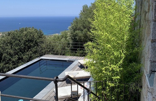 Corbara Villa | Nice Modern Villa!