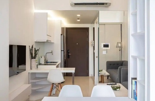 Bach Dang Riverside House | Nice Studio Free Pool & Gym @ Rivergate D4nn