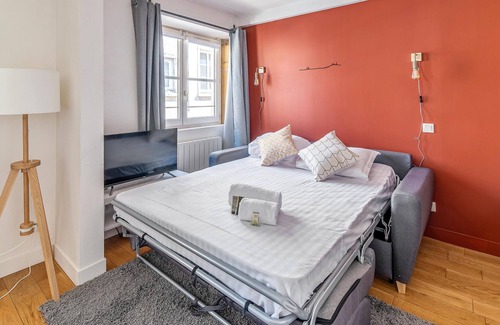 Griffon - Royale Apartment | Nice studio in the heart of the Presqu'île in Lyon - Welkeys
