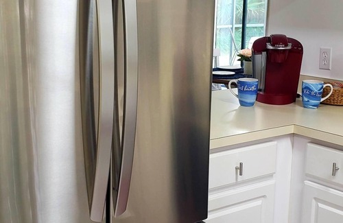 St. Augustine Beach Villa | NIGHT OF LIGHTS! HEATED POOL & TENNIS CLEAN,2BR,2BA VILLA, 5-STAR REVIEWS!