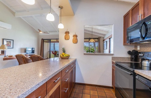 Poipu Condo | Nihi Kai 203 Poipu Poolside - Ocean Views, w/AC