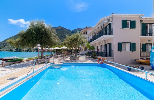 Nikiana Apartment | Nikiana Club - Studio 6 with Mountain View, Shared Pool & Wi-Fi