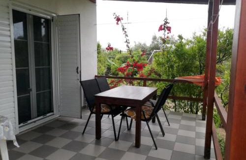 Kakovatos House | Nikos 9