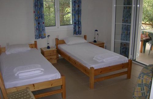 Kakovatos House | NIKOS