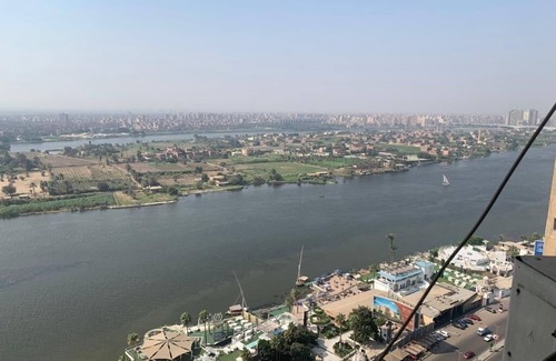 Al-Basatin Apartment | Nile Pyramids Residence by the LOFT