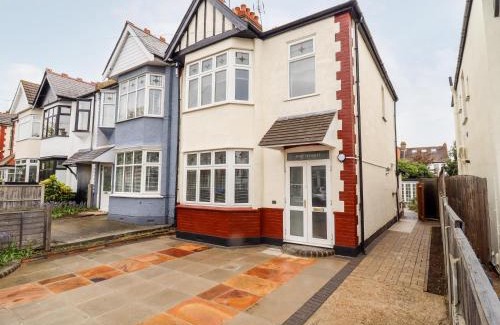 Southend-on-Sea House | Ninety Eight