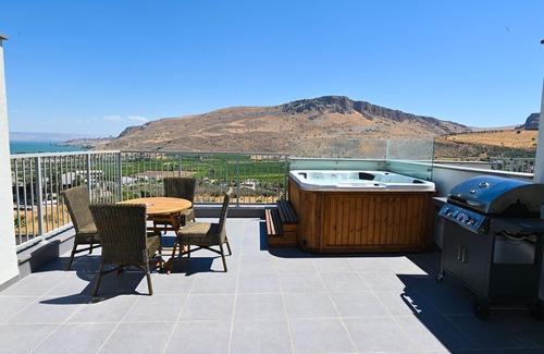 Migdal Apartment | Nino Magdala/17 - 1Bdrm Suite
