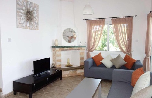 Latchi Villa | Niovella