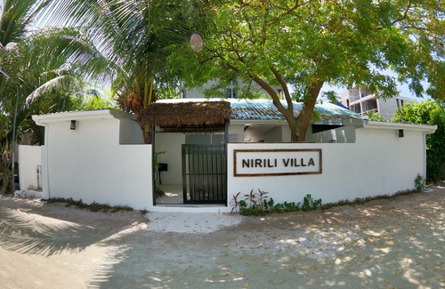 Dhiffushi Hotel | Nirili Villa