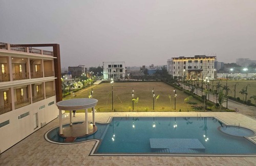 Gaya Resort | Nirvana Grand Hotel & Resort