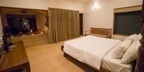 Madale Resort | Nisarg Resort