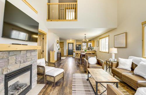 Lake Shore House | Nisswa Townhome with Boat Slip and Gull Lake Access!