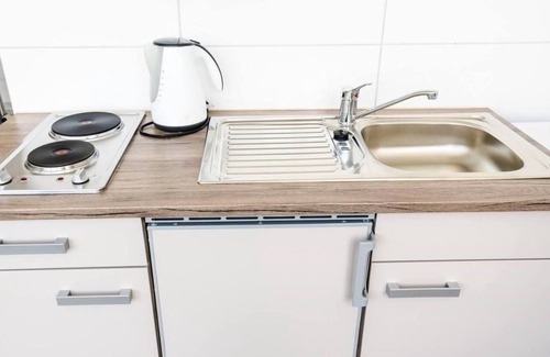 Bonlanden Apartment | nJoy! EXPO Studio & Central - Stuttgart Airport & Trade Fair