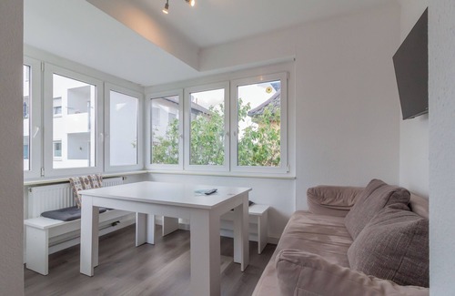 Heilbronn Apartment | nJoy! worker apartment in Heilbronn with garden