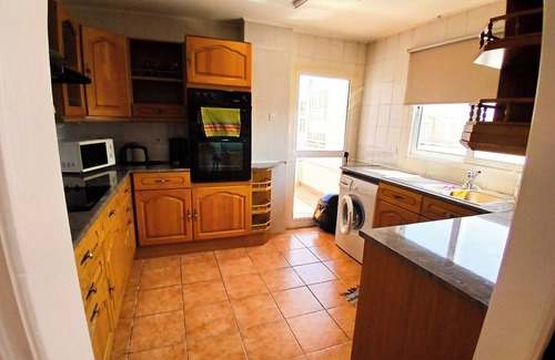 Larnaca City Centre Apartment | nLovely, Spacious apartment.