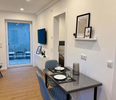 Garßen Apartment | NNN - NigelNagelNeu