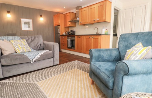 Crantock Cottage | No 1 The Hinges