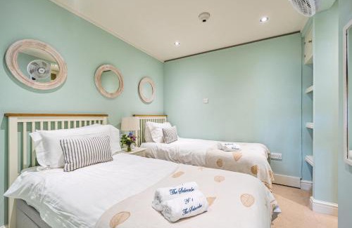 Salcombe Apartment | No 1 The Salcombe