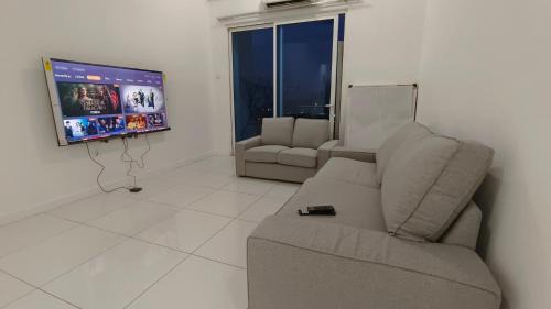 Bandar Puchong Jaya Apartment | No 17 The Sten Puchong IOI Mall