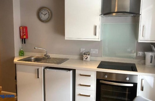 Newark Apartment | No 3 New Inn Apartments Newly Renovated