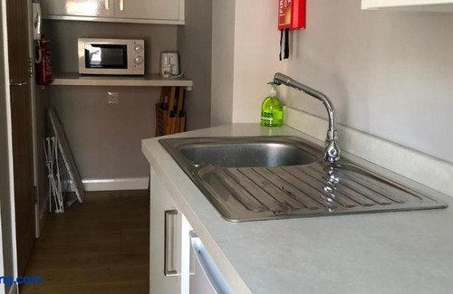 Newark Apartment | No 3 New Inn Apartments Newly Renovated