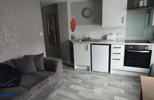 Newark Apartment | No 3 New Inn Apartments Newly Renovated
