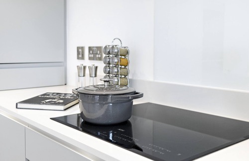 Teignmouth Apartment | No. 8 Grand Banks, Teignmouth