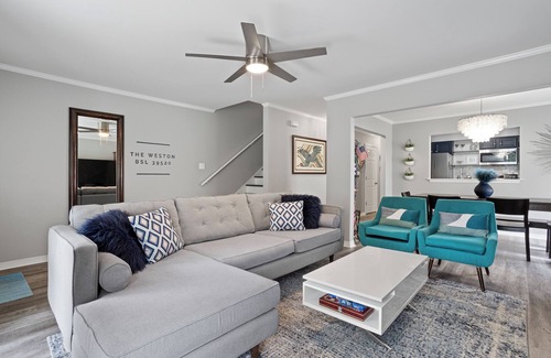 Bay St Louis House | No Cleaning Fee! King Suite. Sleeps 6. 2.5 Baths. 4 blocks to the Beach!